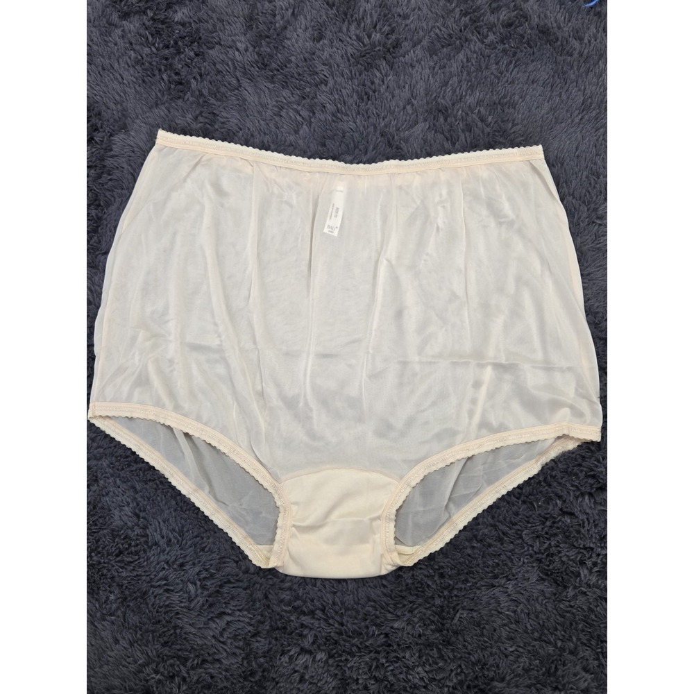 Bali Vintage Freeform Full Cut Silky Nylon Panties Beige Briefs 23467 Size 11